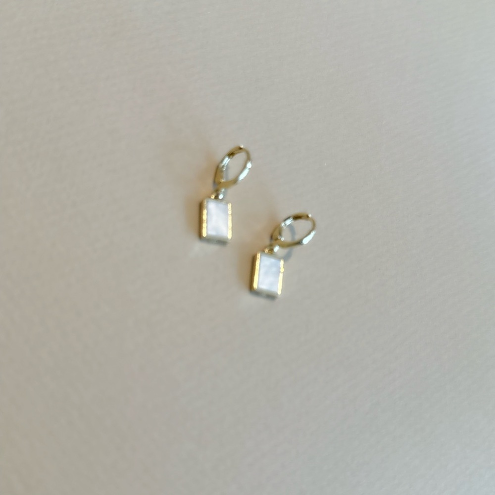 Minimalist geo hoop earrings #1377 - Picture 3 of 4